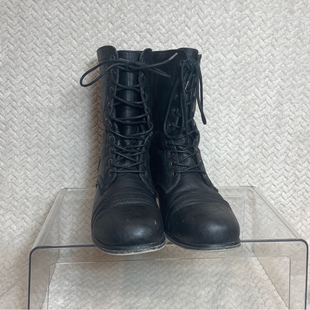 Madden Girl Black Lace-up‎ Combat Grunge Boots size 11 - Picture 2 of 11